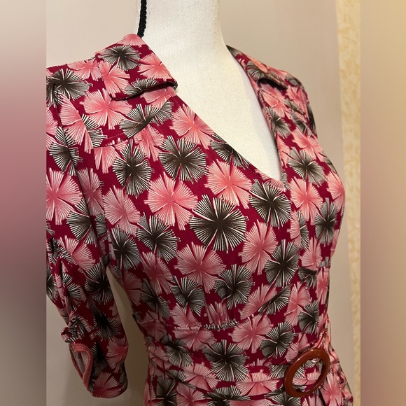 Chadwick’s dress - Picture 7 of 11